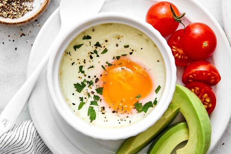 Recette d’Oeufs Au Four (Si Facile !)